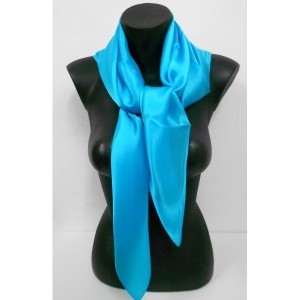 foulard-carre-en-soie-uni-bleu